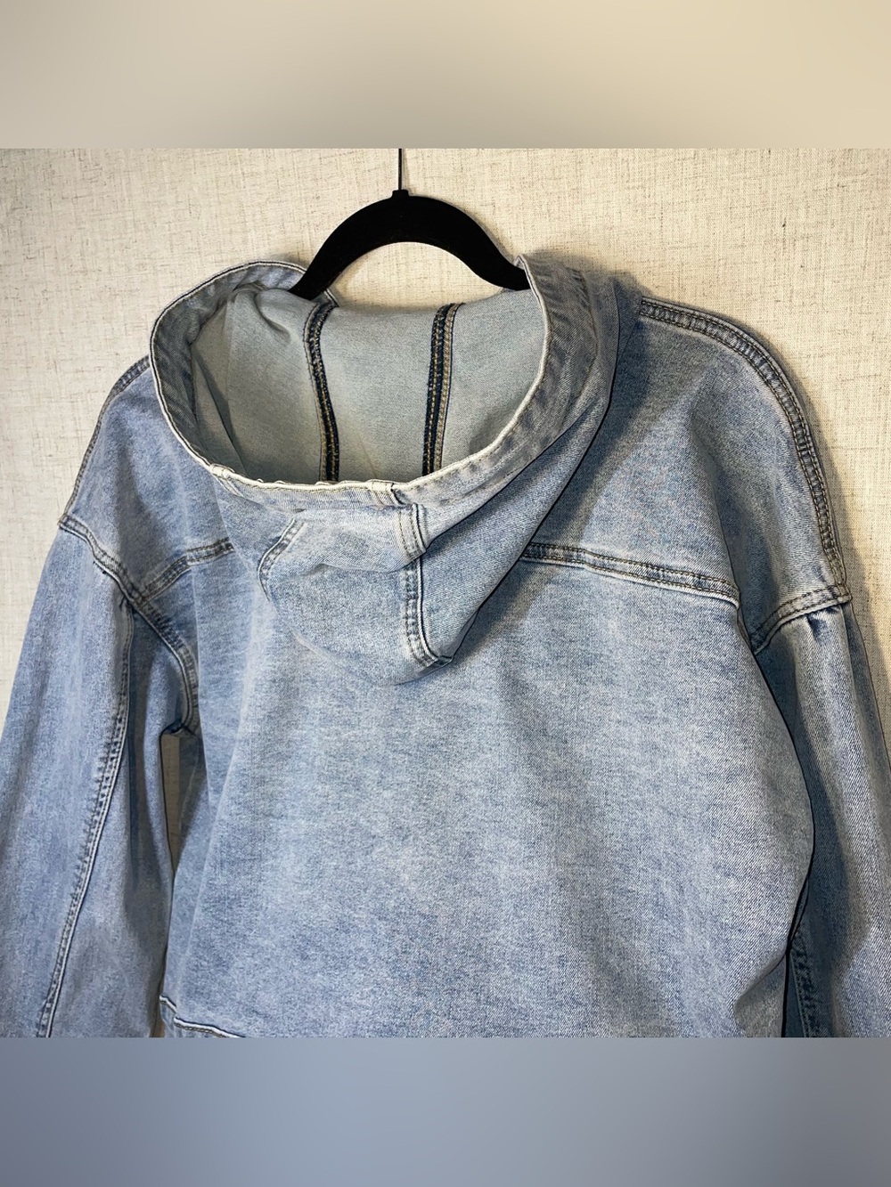 OAT New York Women’s S Hooded Cropped Denim Jacket Light Wash Boxy Relaxed Fit - Picture 6 of 13